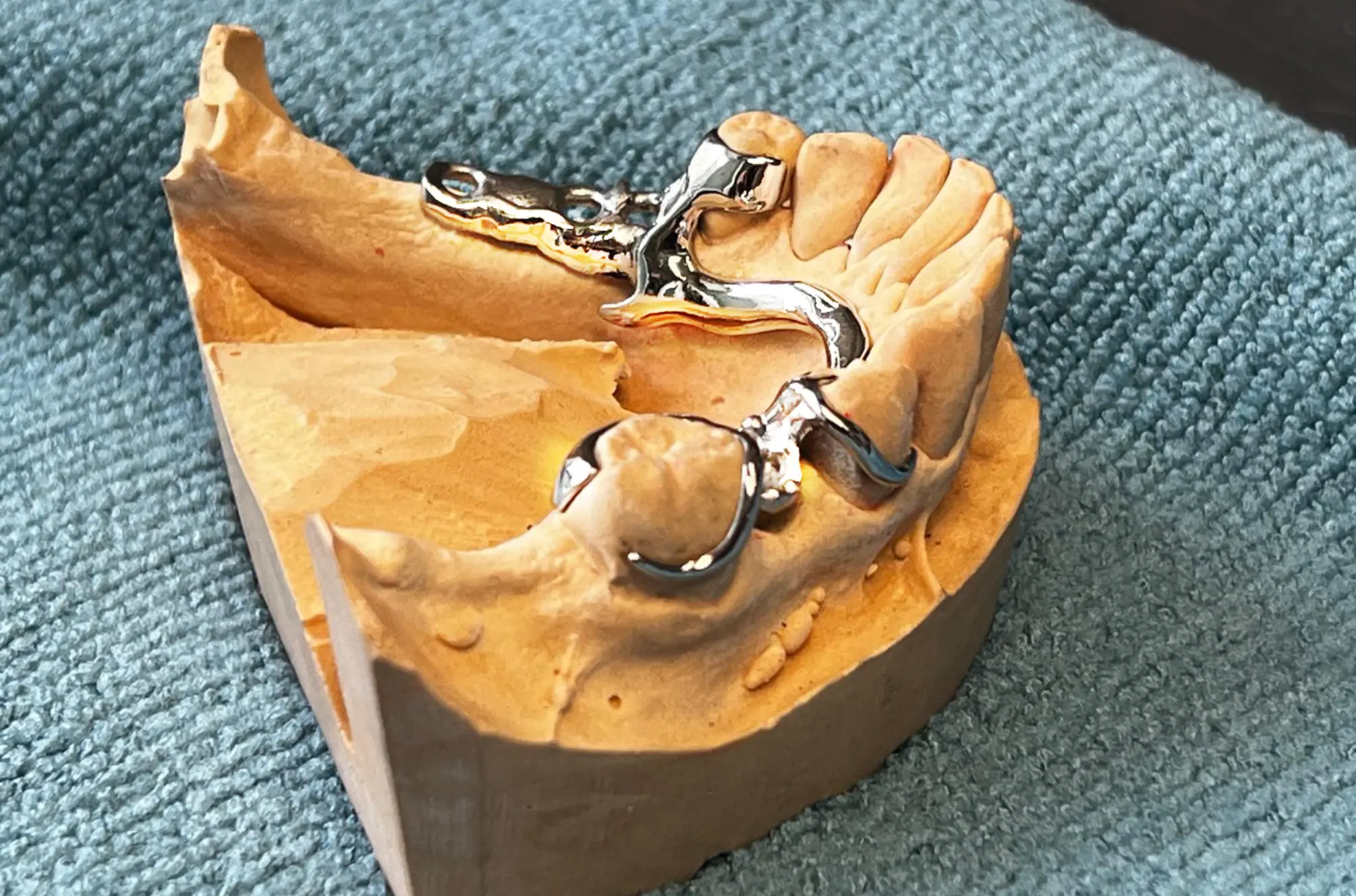 Analoger Modellguss Spezialist für Labore aus Titol